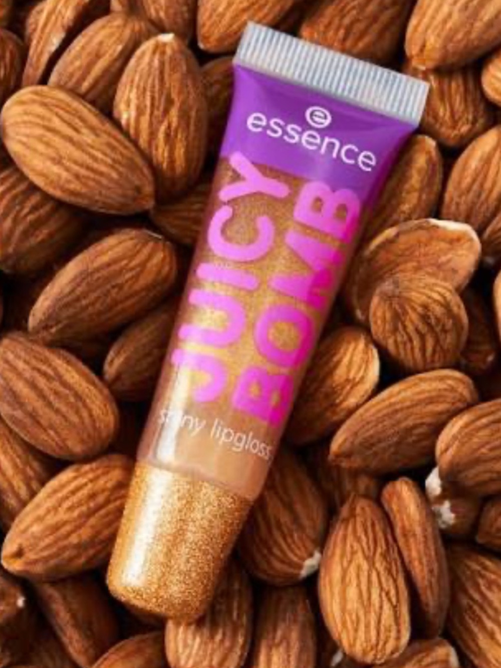 essence Juicy Bomb Shiny Lipgloss Roasted Almonds